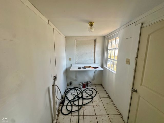 1816 Central Avenue, Anderson, IN 46016