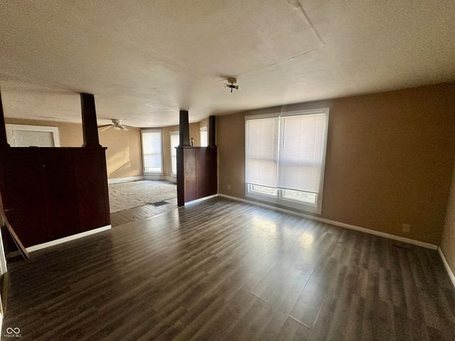 1816 Central Avenue, Anderson, IN 46016