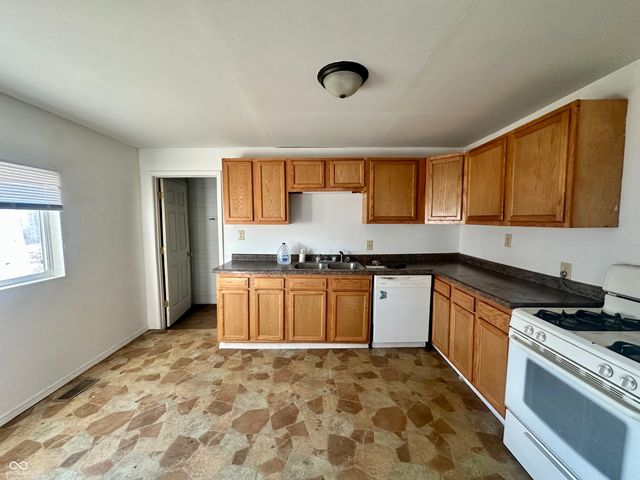 1816 Central Avenue, Anderson, IN 46016