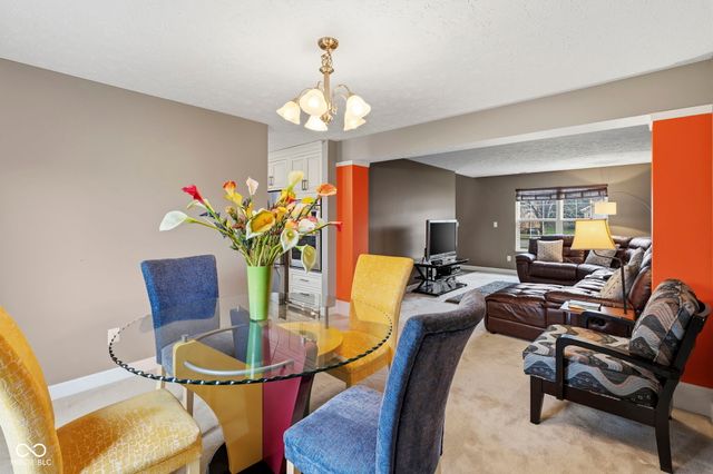 6400 Avalon Boulevard, Avon, IN 46123