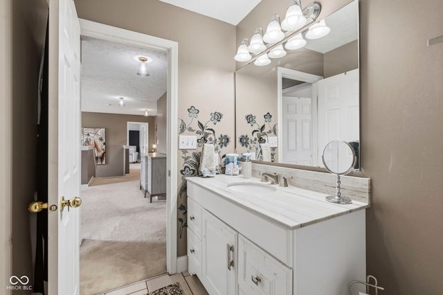 6400 Avalon Boulevard, Avon, IN 46123