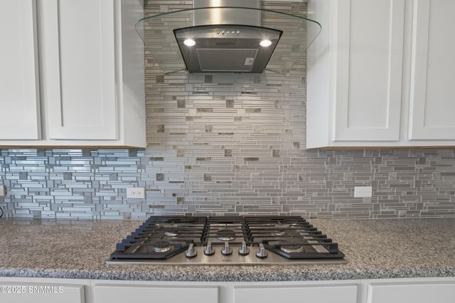 191 Plymouth Rock Road, Las Cruces, NM 88007