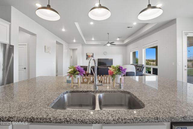 191 Plymouth Rock Road, Las Cruces, NM 88007