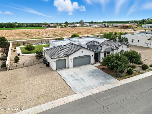 191 Plymouth Rock Road, Las Cruces, NM 88007