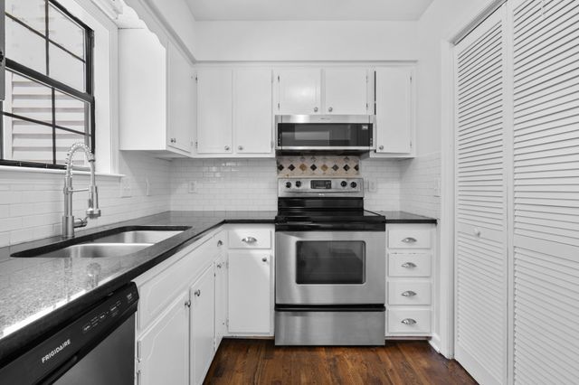 5005 Wilkerson Dr, Nashville, TN 37211