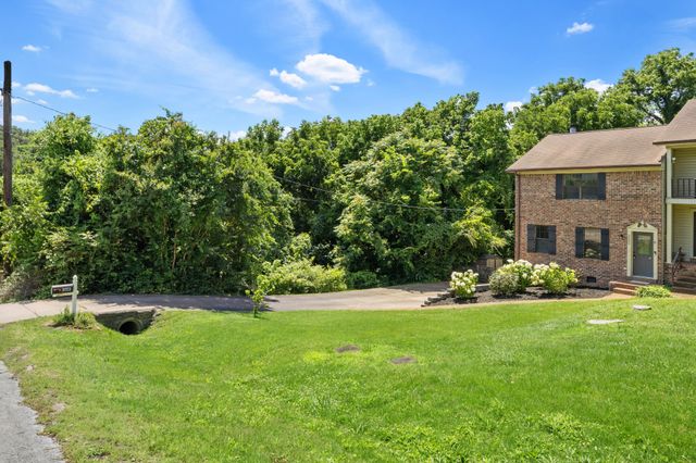 5005 Wilkerson Dr, Nashville, TN 37211