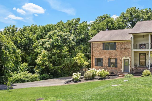 5005 Wilkerson Dr, Nashville, TN 37211