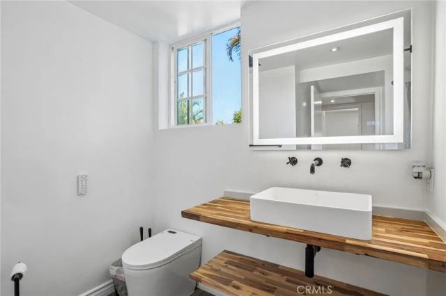 11652 Corinth, Fountain Valley, CA 92708