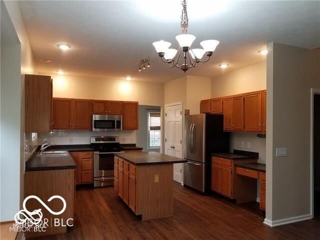 10926 Camden Court, Fishers, IN 46038