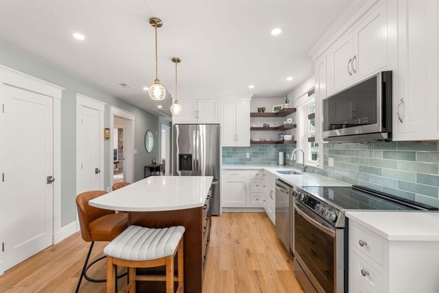 41-43 Elliot St 2, Norwood, MA 02062