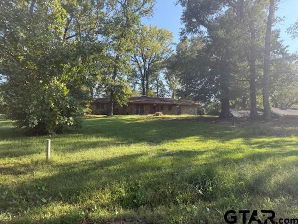 13593 CR 472, Lindale, TX 75771