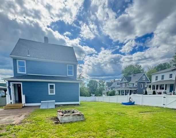 4 Culver Court, Naugatuck, CT 06770