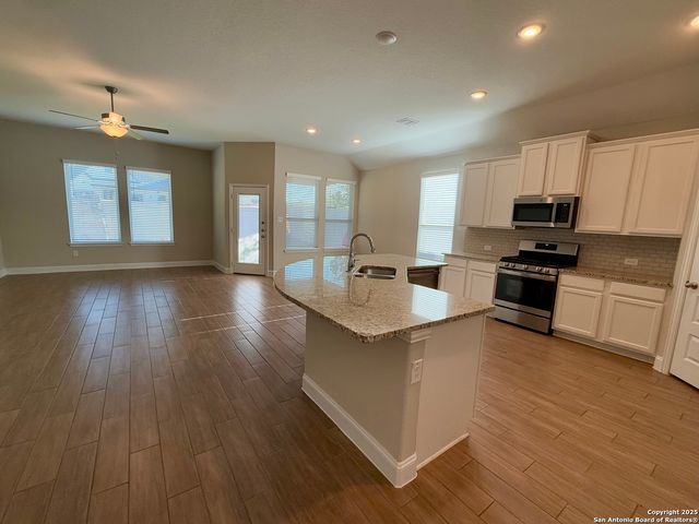 13214 Lattigo Bend, San Antonio, TX 78245