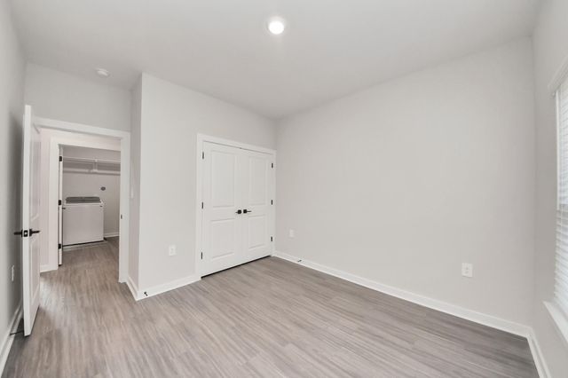 7711 Longmire Road 195, Conroe, TX 77304