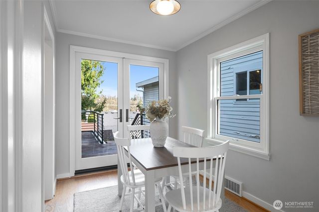 5232 38th Avenue NE, Seattle, WA 98105