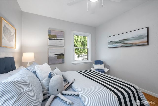 5232 38th Avenue NE, Seattle, WA 98105