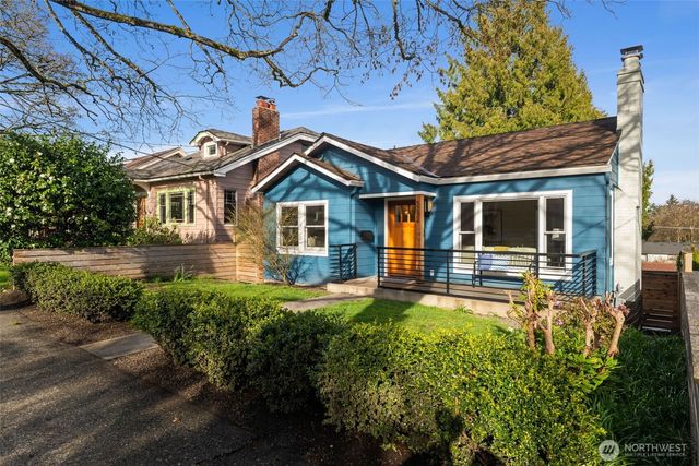 5232 38th Avenue NE, Seattle, WA 98105