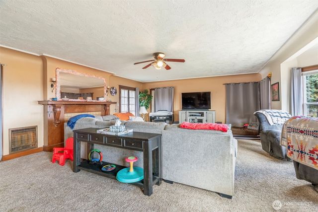 8300 SE Riverview Lane, Vancouver, WA 98664