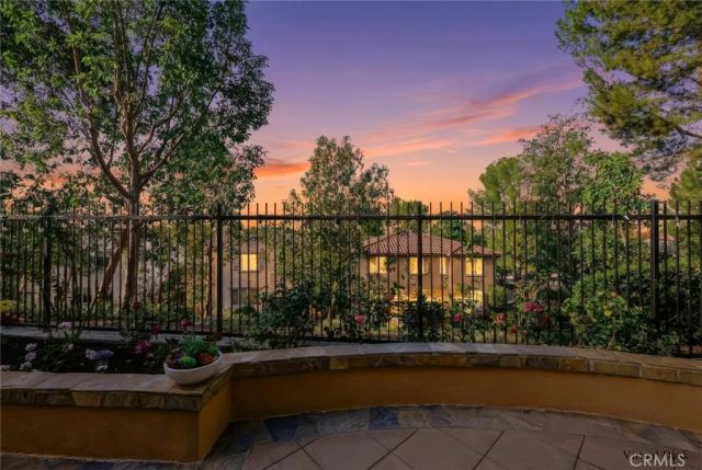 133 Weathervane, Irvine, CA 92603