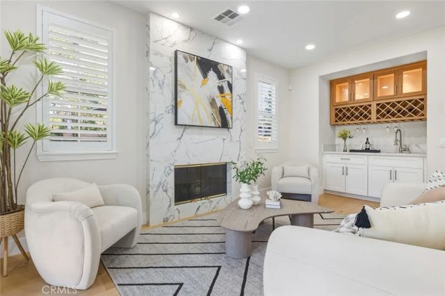 133 Weathervane, Irvine, CA 92603