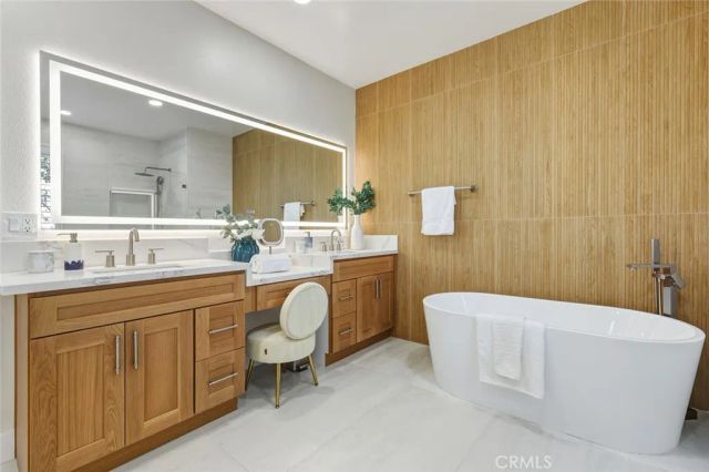 133 Weathervane, Irvine, CA 92603