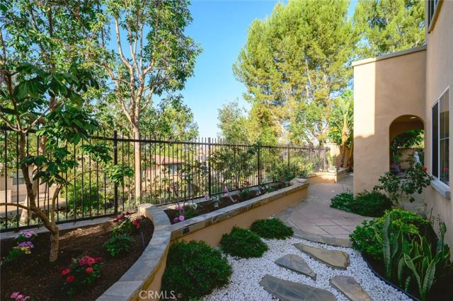 133 Weathervane, Irvine, CA 92603