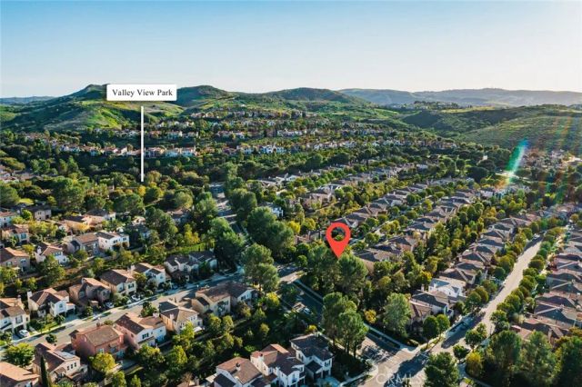 133 Weathervane, Irvine, CA 92603