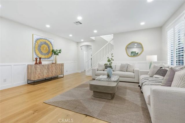 133 Weathervane, Irvine, CA 92603