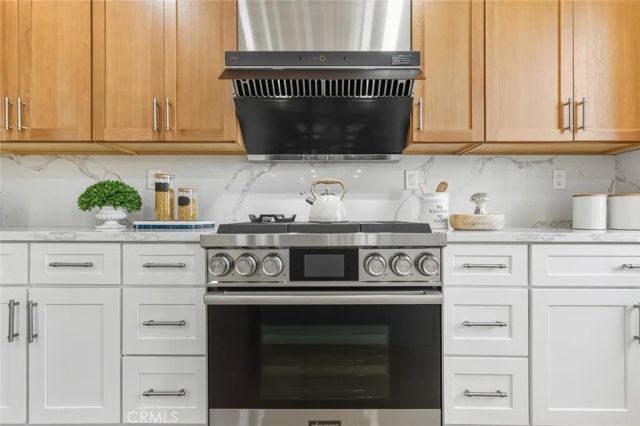 133 Weathervane, Irvine, CA 92603