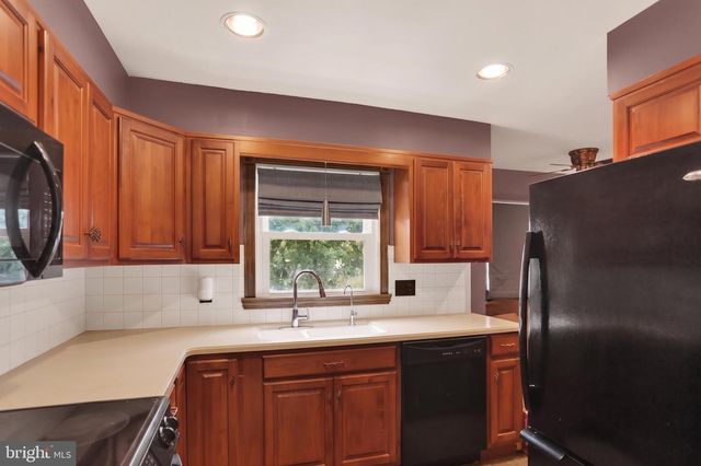 44 ALSACE AVE, Temple, PA 19560