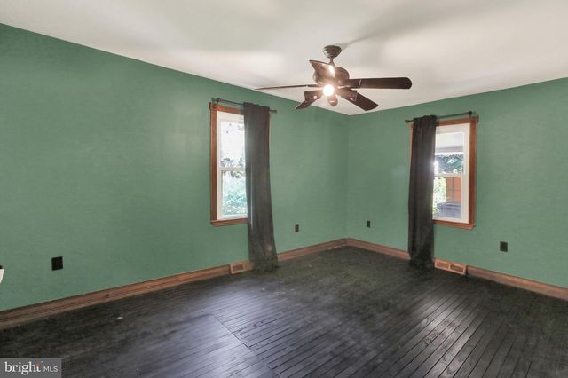 44 ALSACE AVE, Temple, PA 19560