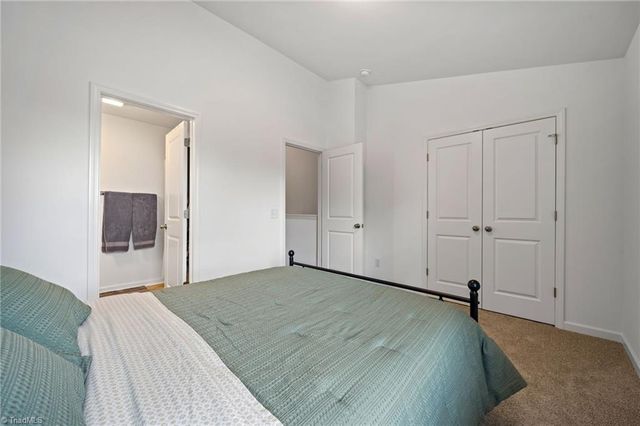 1760 Granby Heights Drive, Winston-salem, NC 27103