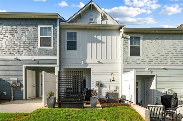 1760 Granby Heights Drive, Winston-salem, NC 27103