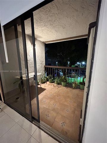 9421 Fontainebleau Boulevard 20235, Miami, FL 33172