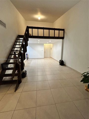 9421 Fontainebleau Boulevard 20235, Miami, FL 33172