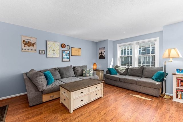 616 Princeton Blvd 25, Lowell, MA 01851
