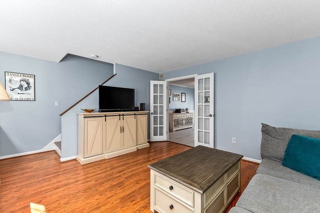 616 Princeton Blvd 25, Lowell, MA 01851