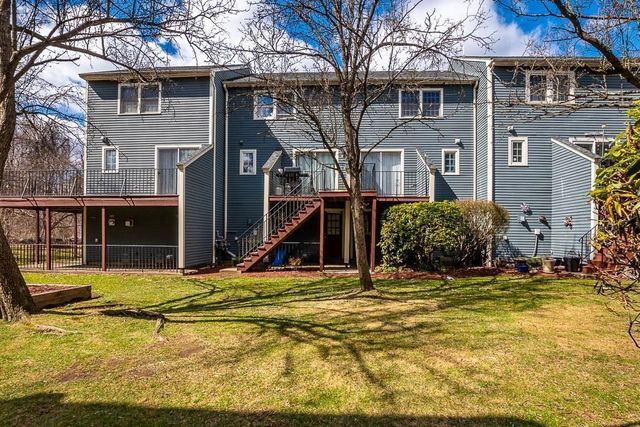 616 Princeton Blvd 25, Lowell, MA 01851