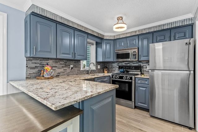 616 Princeton Blvd 25, Lowell, MA 01851