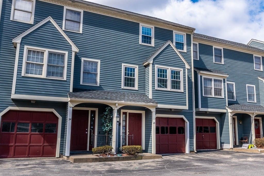 616 Princeton Blvd 25, Lowell, MA 01851