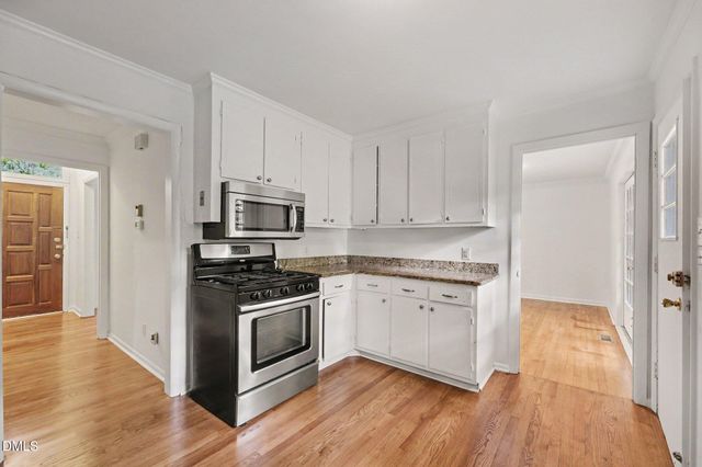 602 Eden Lane, Chapel Hill, NC 27517