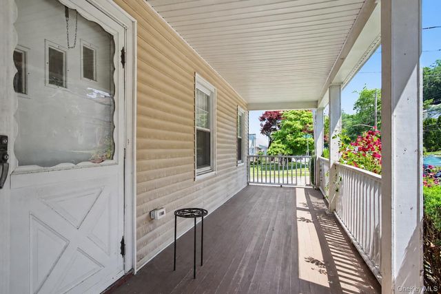 280 W Post Road, White Plains, NY 10606