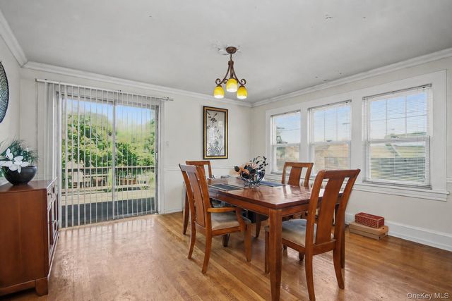 280 W Post Road, White Plains, NY 10606