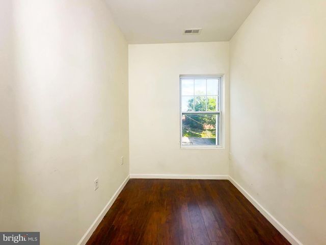 6013 EADS ST NE, Washington, DC 20019