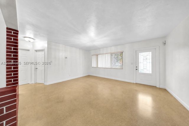 7561 Meridian St, Miramar, FL 33023