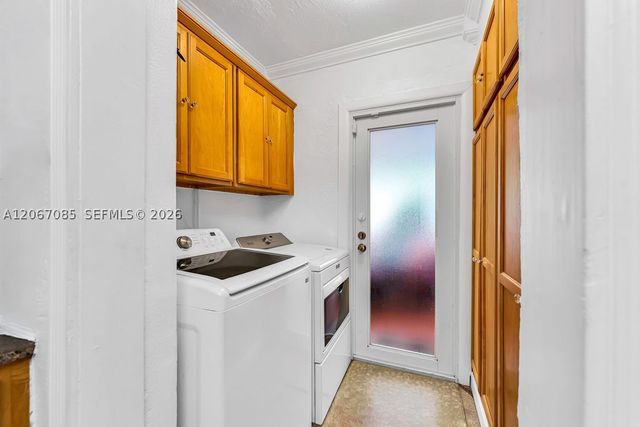 7561 Meridian St, Miramar, FL 33023