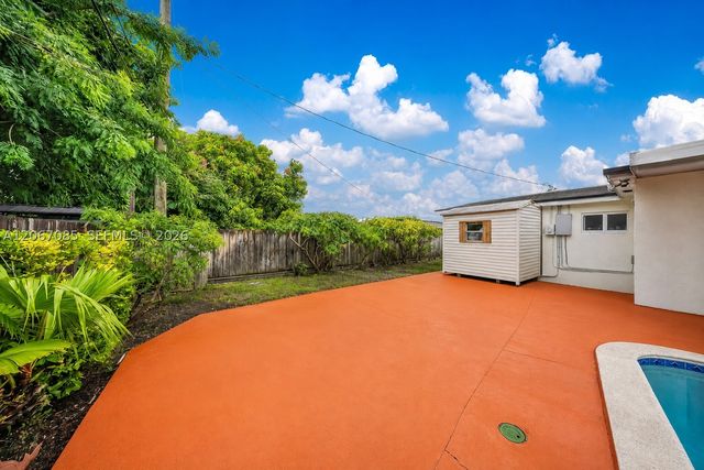 7561 Meridian St, Miramar, FL 33023
