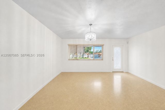 7561 Meridian St, Miramar, FL 33023