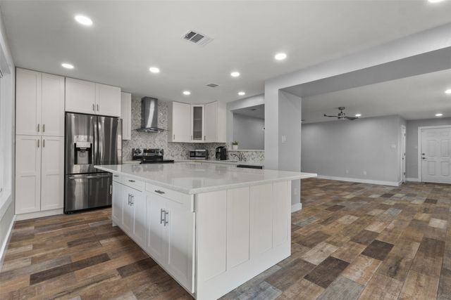 2301 Gabriel Drive, Mckinney, TX 75071