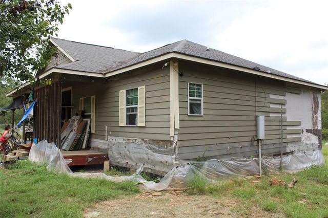 332 Thousand Oaks DR, Cedar Creek, TX 78612